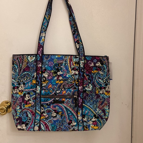 Vera Bradley Disney Mickeys Celebration XL Tote Bag -Rare Find~Sold Out~New Tag - Picture 2 of 6